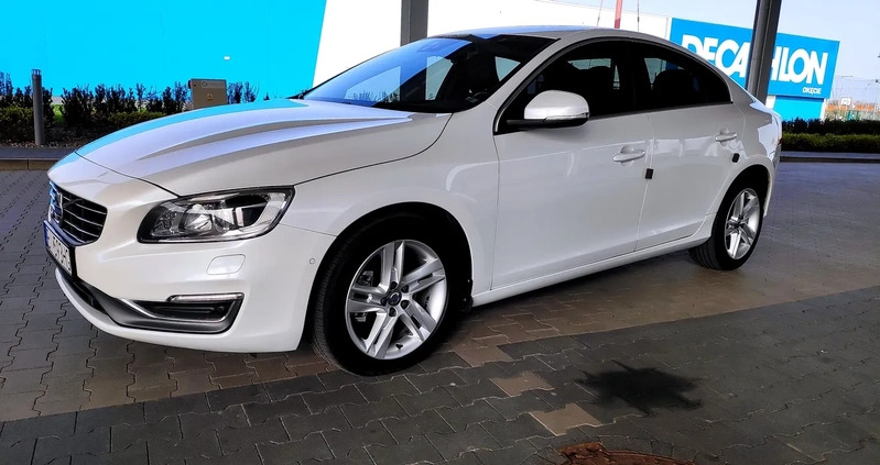 Volvo S60 cena 63345 przebieg: 240000, rok produkcji 2015 z Warszawa małe 466